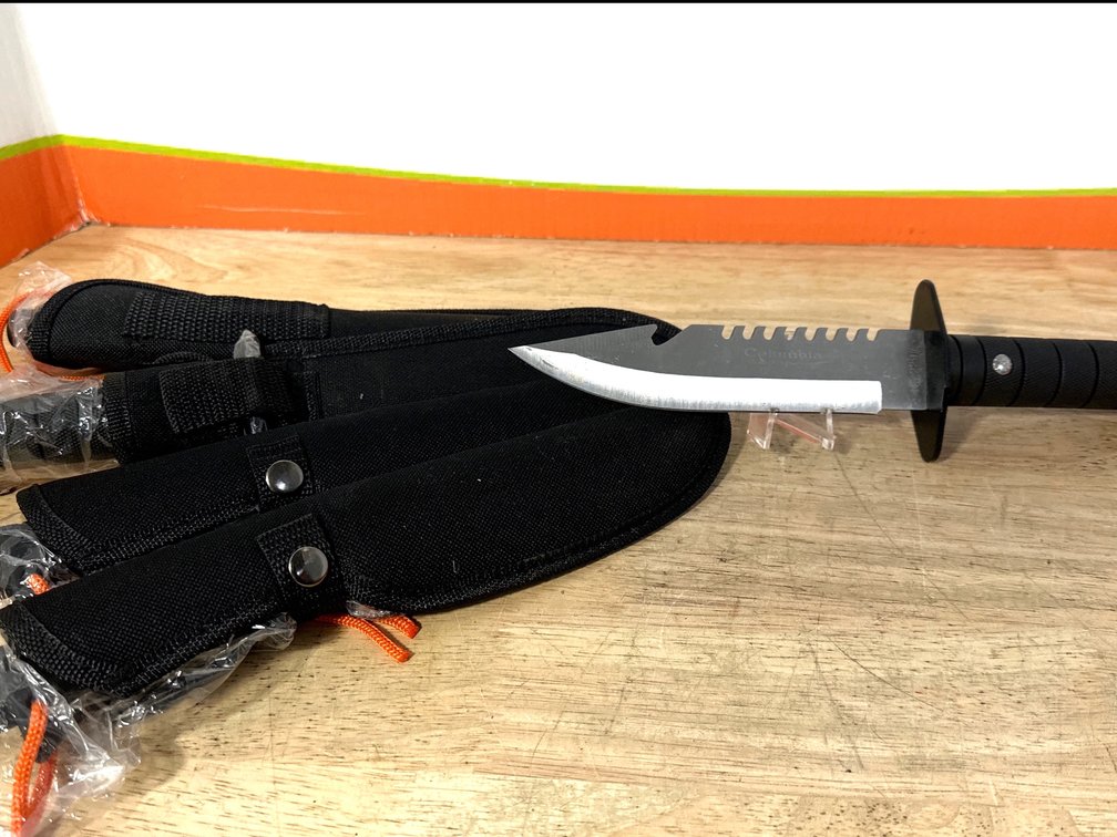Columbia Sawback Fixed-Blade Survival Knives with Sheaths