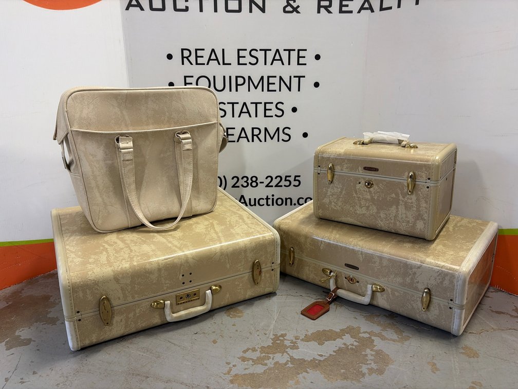 Vintage Shwayder Bros. Samsonite Four-Piece Cream Mottled Luggage Set