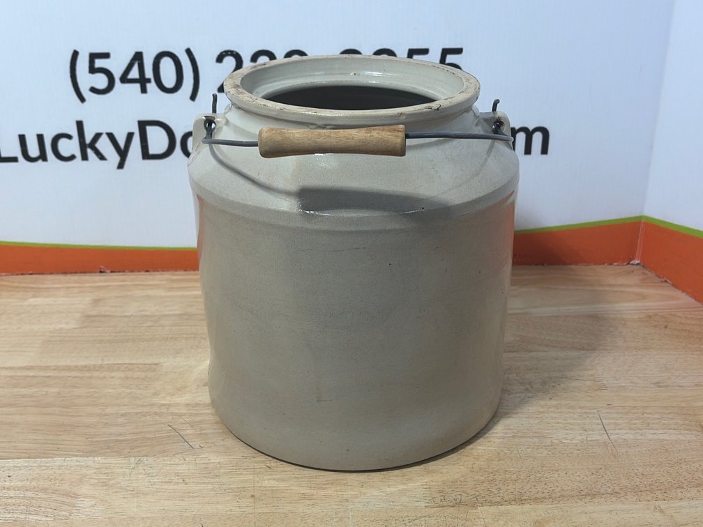 Crock w/ Wire Handle