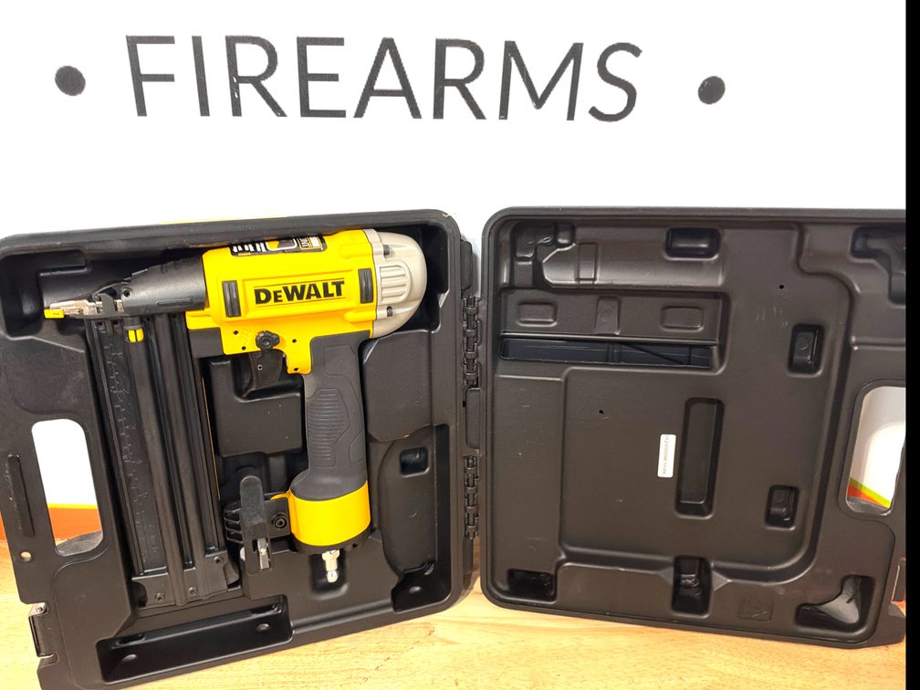 DEWALT DWFP12233 18-Gauge Brad Nailer with Hard Case