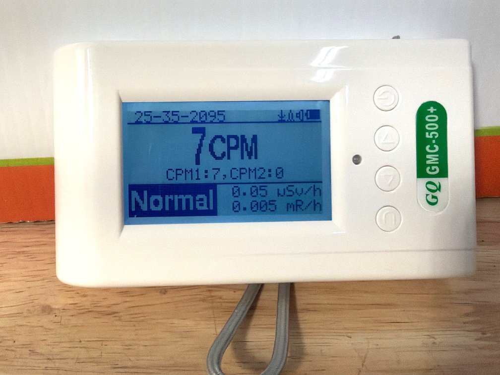 Gq GMC-500Plus Geiger Counter Nuclear Radiation Detector Monitor Dosimeter GMC-500 Plus - Worked When Tested