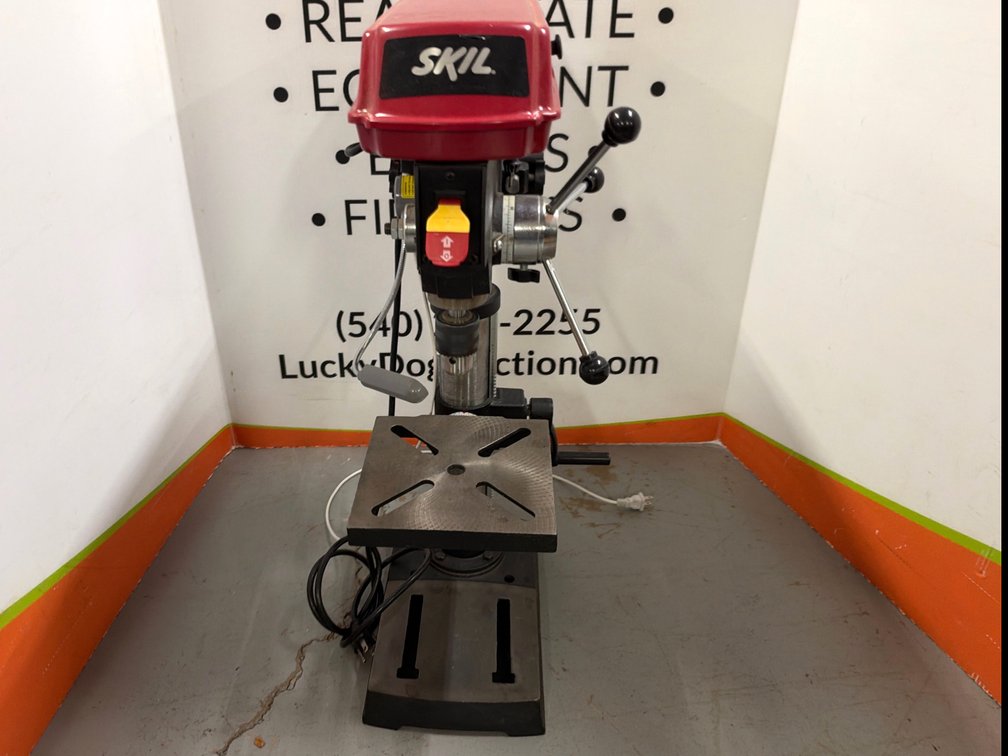 SKIL Benchtop Drill Press with Work Light