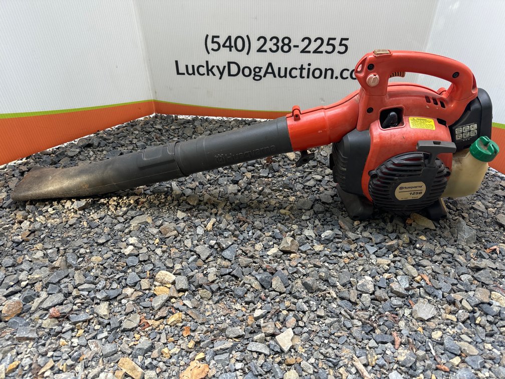 Husqvarna 125B Leaf Blower (Ran When Tested)