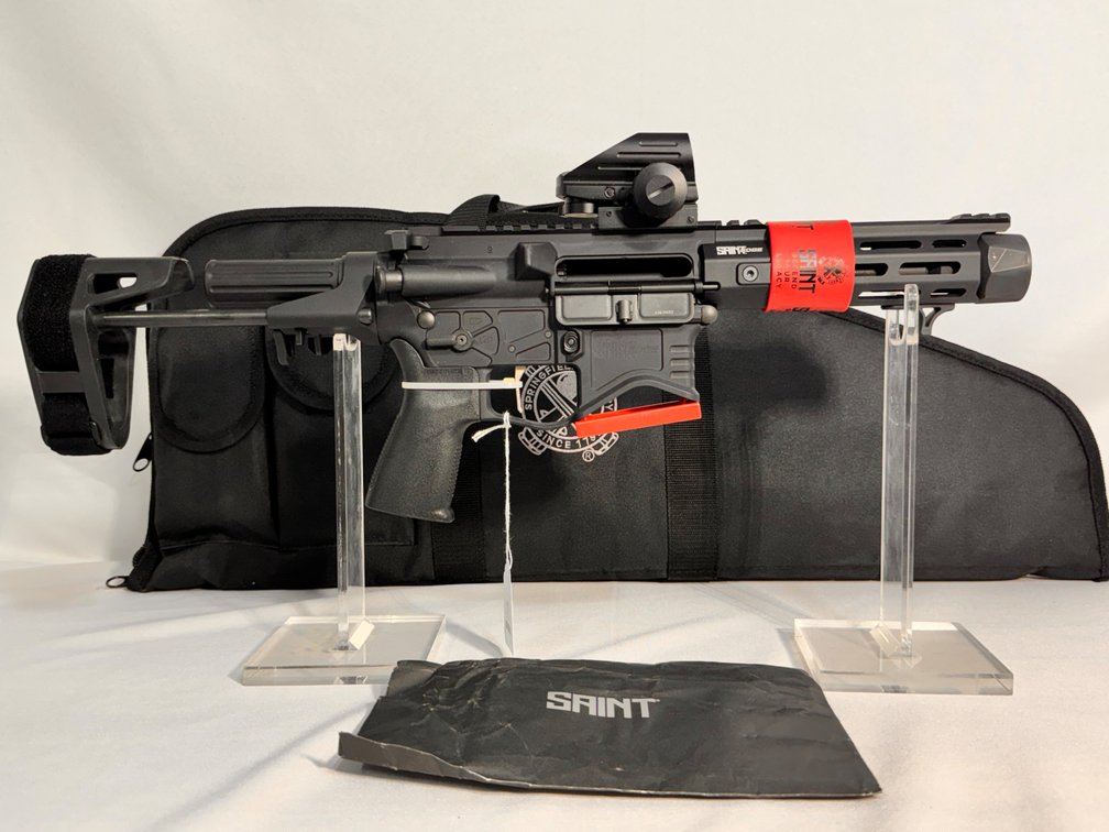 Springfield Saint Edge - 5.56 mm - AIM Sports Red/Green Dot Sight w/ Multiple Reticles - w/ Soft Case and Acc. - Serial SE84965