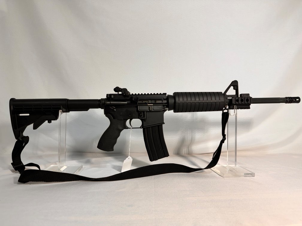 Bushmaster XM-15 - 5.56mm - Flip up Rear Sight- Sling - Serial L519617