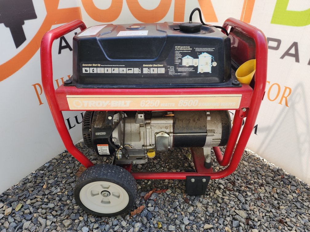 Troy Built 6,250 Watt Generator (Ran When Tested)