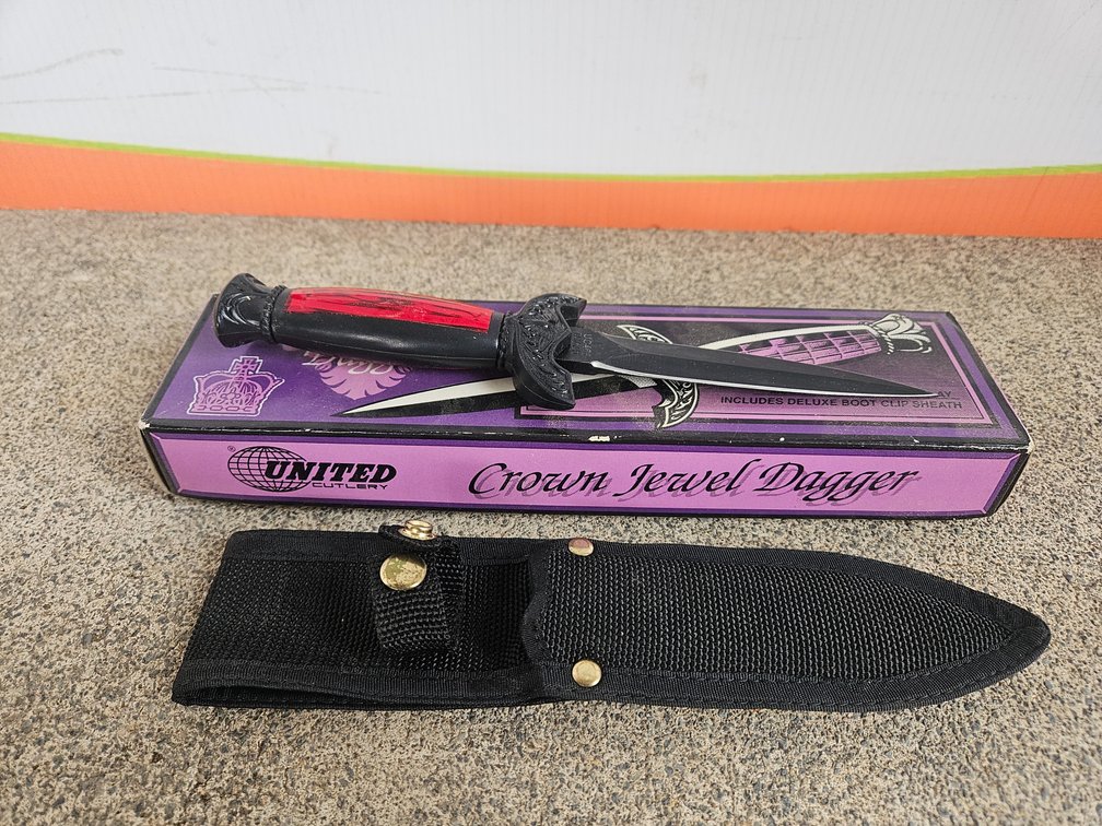 Crown Jewel Dagger W/Sheath 9.25" Long