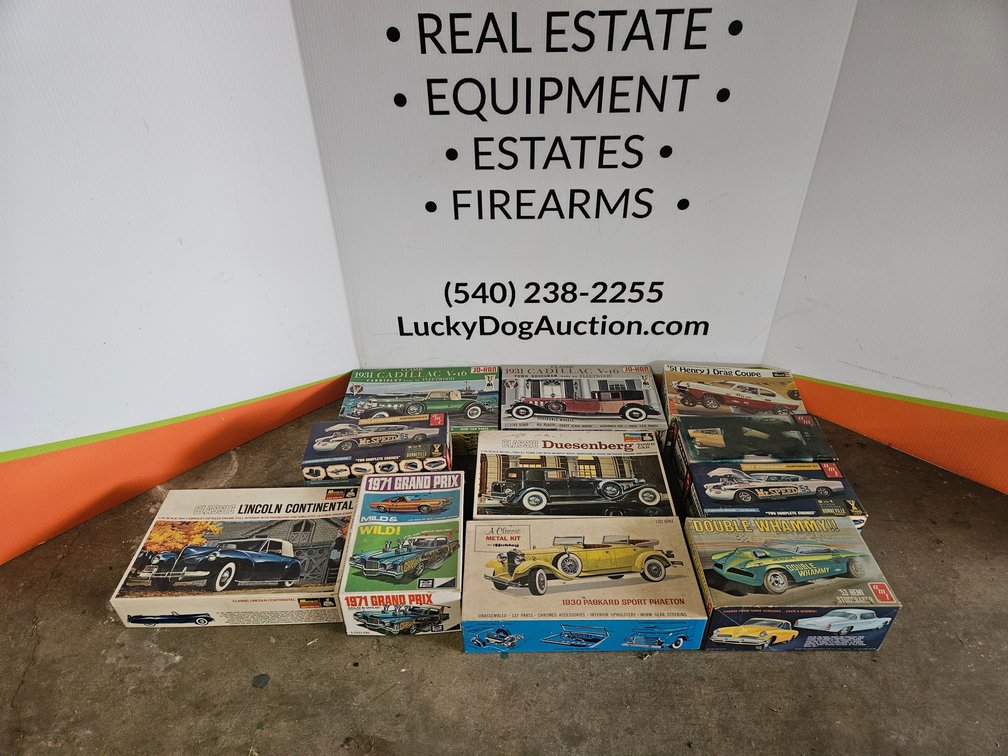 Vintage Models (11 Included)