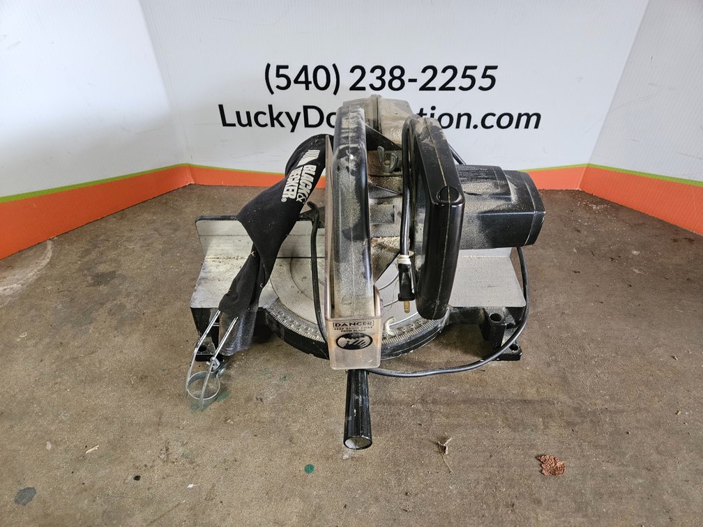 Black and Decker Power Miter Saw