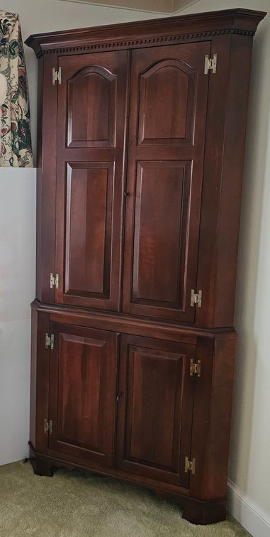 Antique Corner Hutch w/ Key - Measures 89" Tall x 45" Wide x 31" Deep