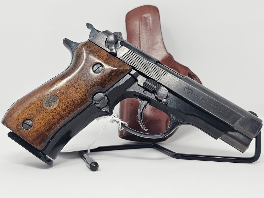 Browning BDA-380 Semi-Automatic Pistol 380 - Serial Number 03592 - Leather Holster Included 