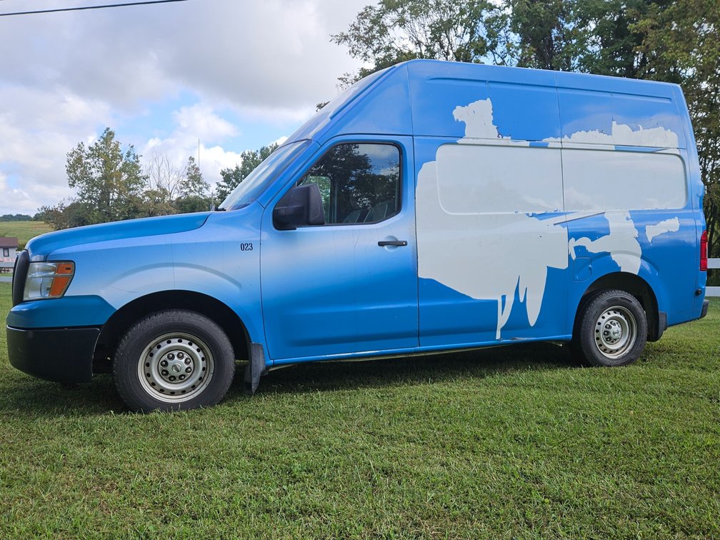 2014 Nissan NV2500HD Van