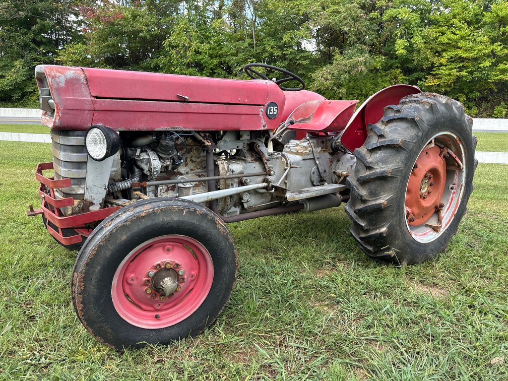 Massey Ferguson 135 Gas Tractor  
