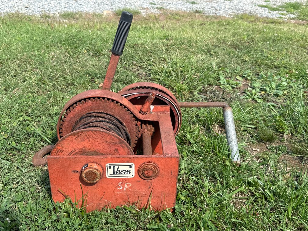 Therm 2000Lb Hand Winch