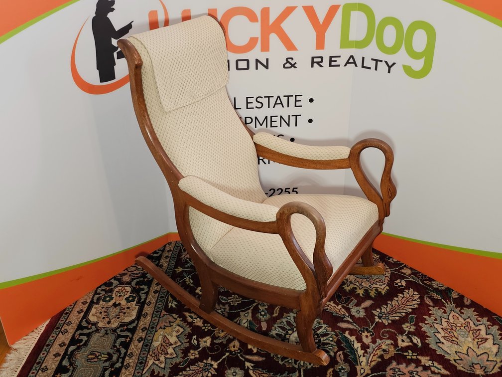 20th Century Victorian Maple Gooseneck Arm Rocking Chair - Measures 40" Tall x 23" Wide x 36" Deep