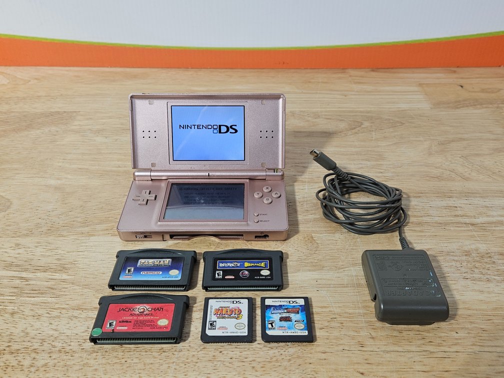 Nintendo DS Lite W/Charger and Games (Worked When Tested)