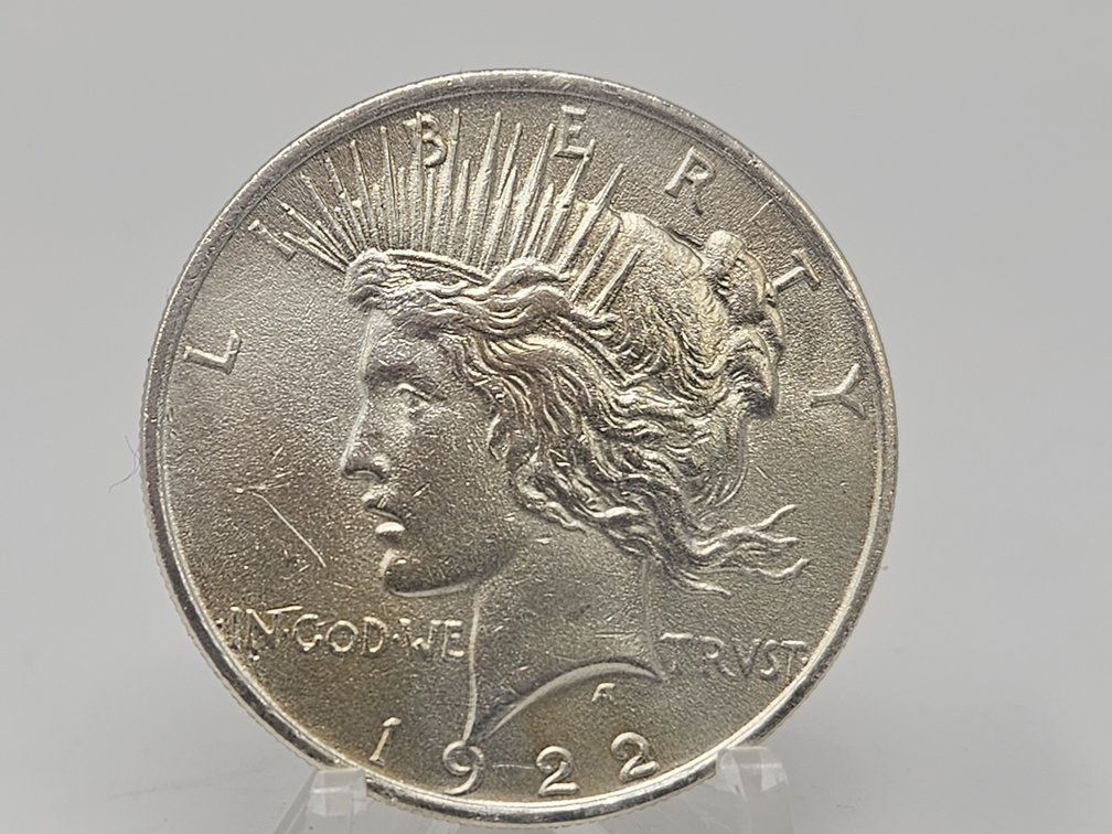 1922 Silver Peace Dollar 