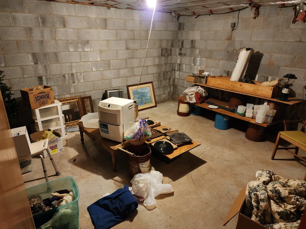Basement (3) Rooms 