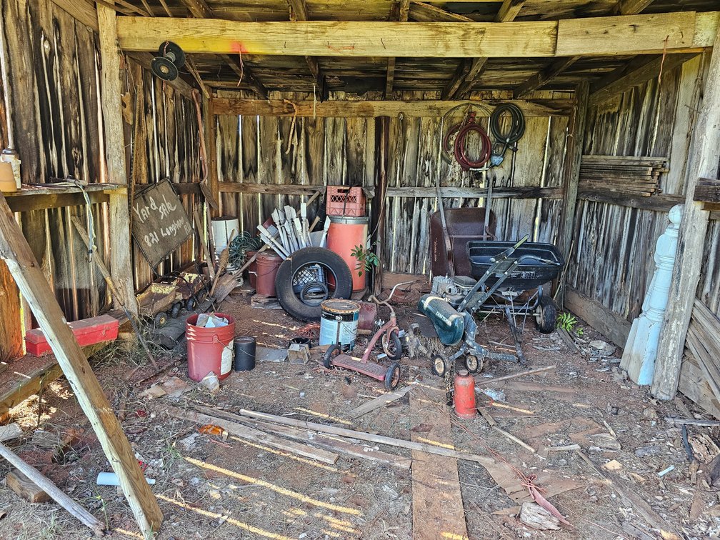 Shed Contents 
