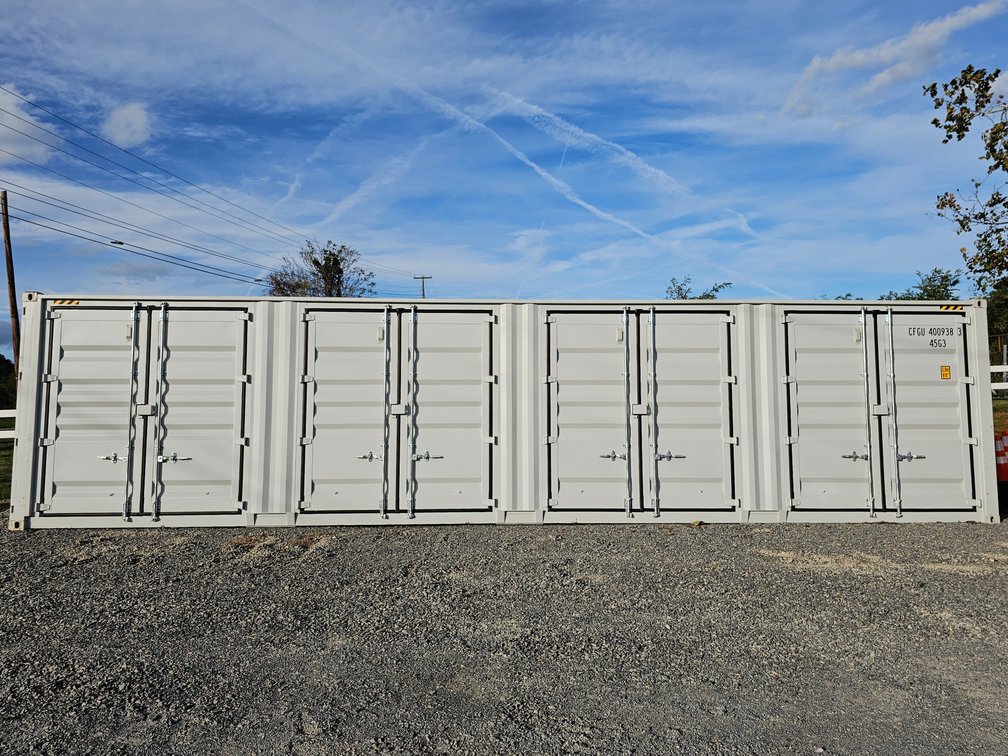 40' High-Cube (9' 6" Tall) Cargo Container w/ 4 Sets of Side Double-Doors (Container CFGU40162645G39) 