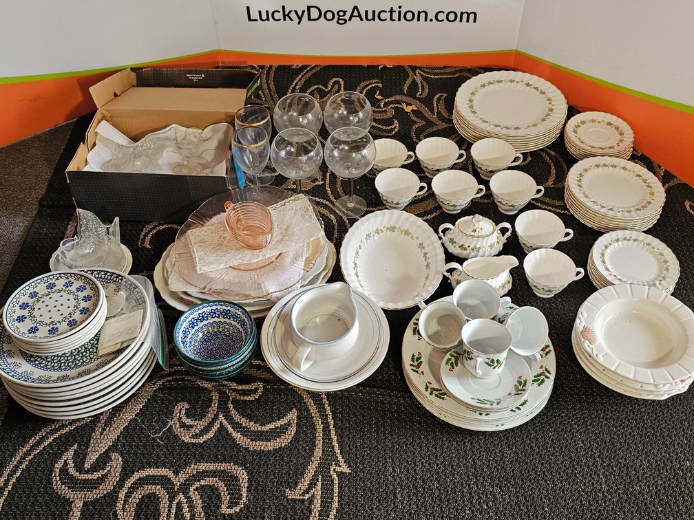 Royal Doulton - Depression Glass - Princess House - 100+ Pieces