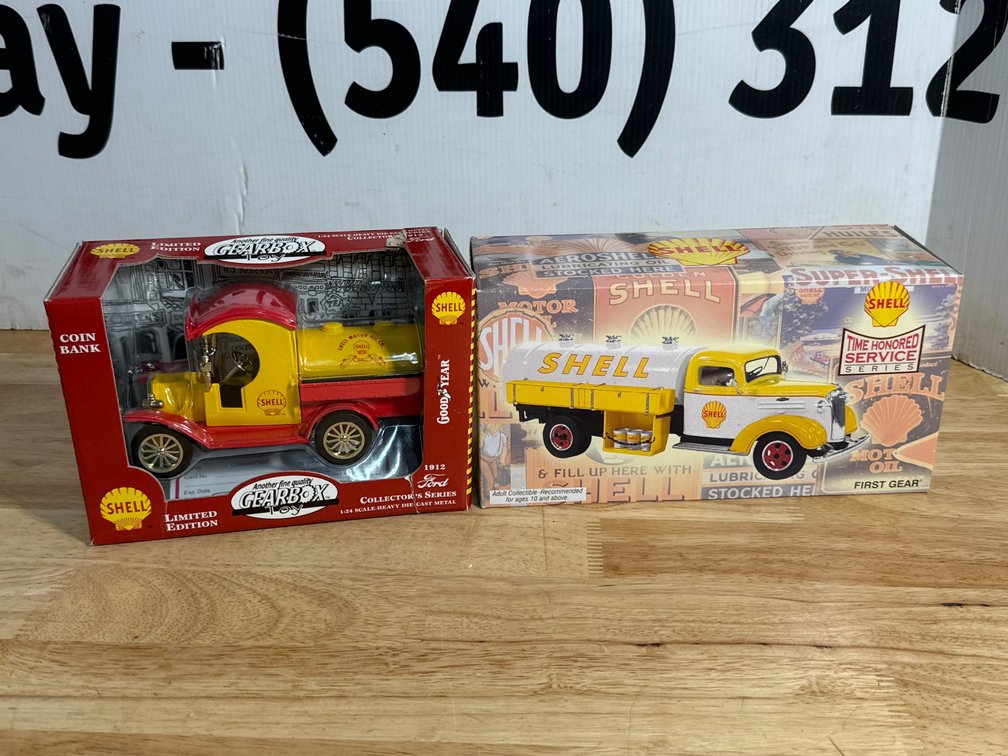 Shell 37 Chevy Tanker Truck - Shell 1:24 Scale Coin Bank