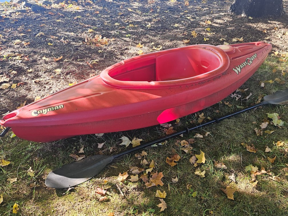 WaterQuest Cayman Kayak w/ Paddle
