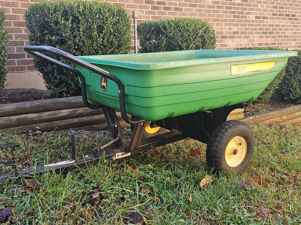 John Deere 8Y Dump Cart
