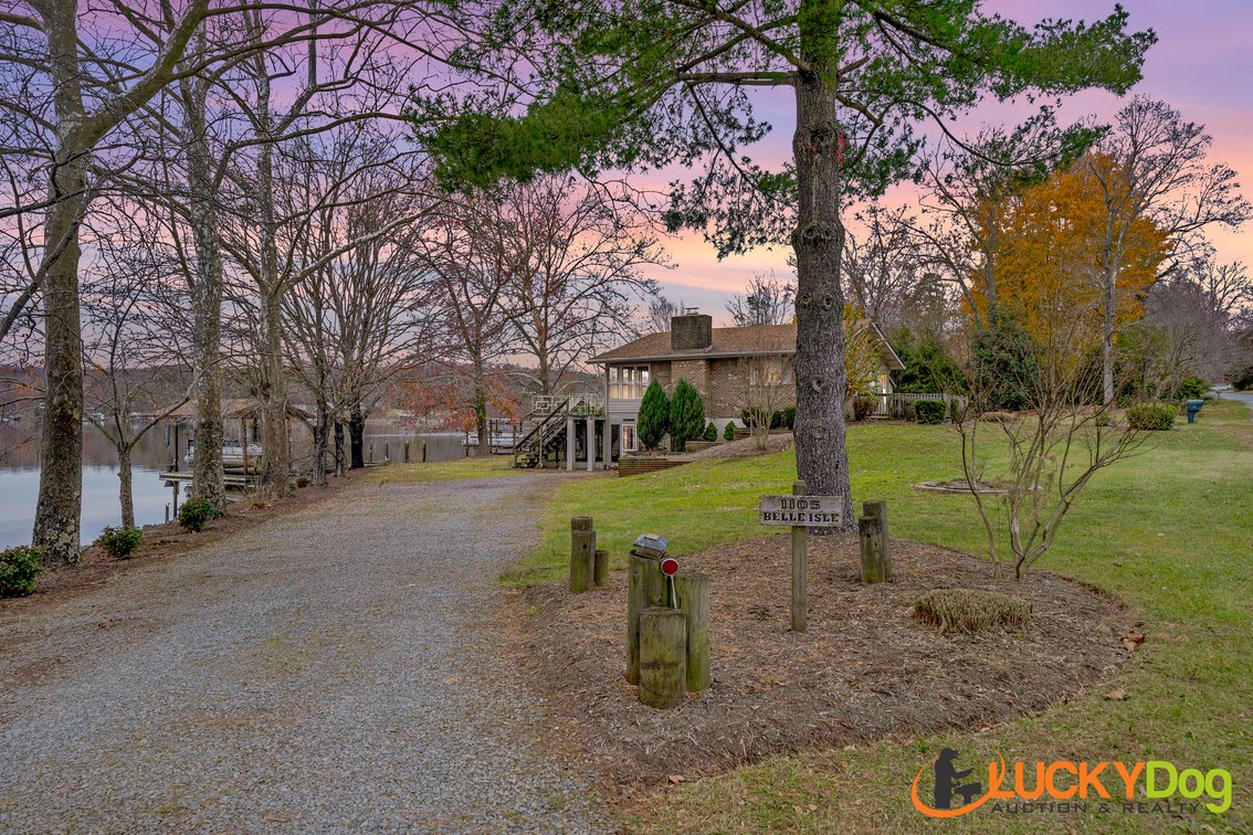 Image for 1105 Belle Isle Dr Real Estate Auction