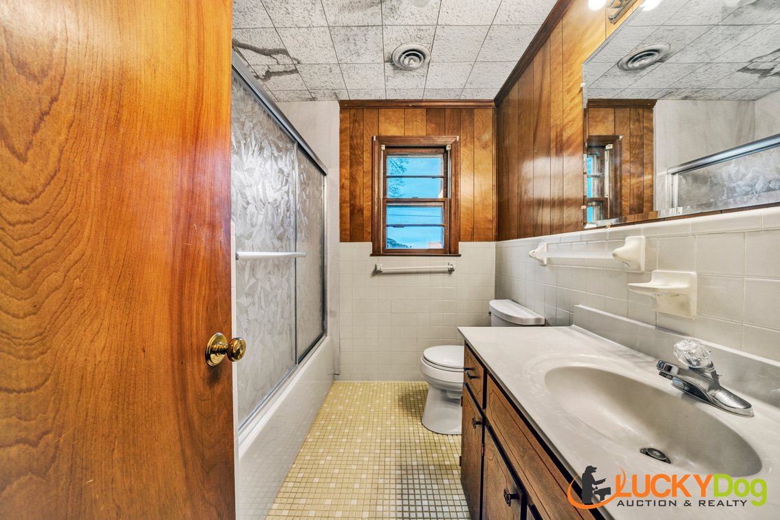 Image for 1105 Belle Isle Dr Real Estate Auction