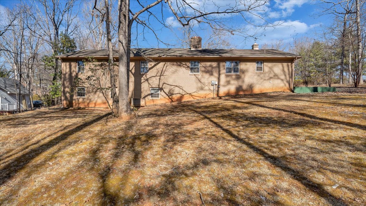 Image for 155 Oxford Circle Real Estate Auction