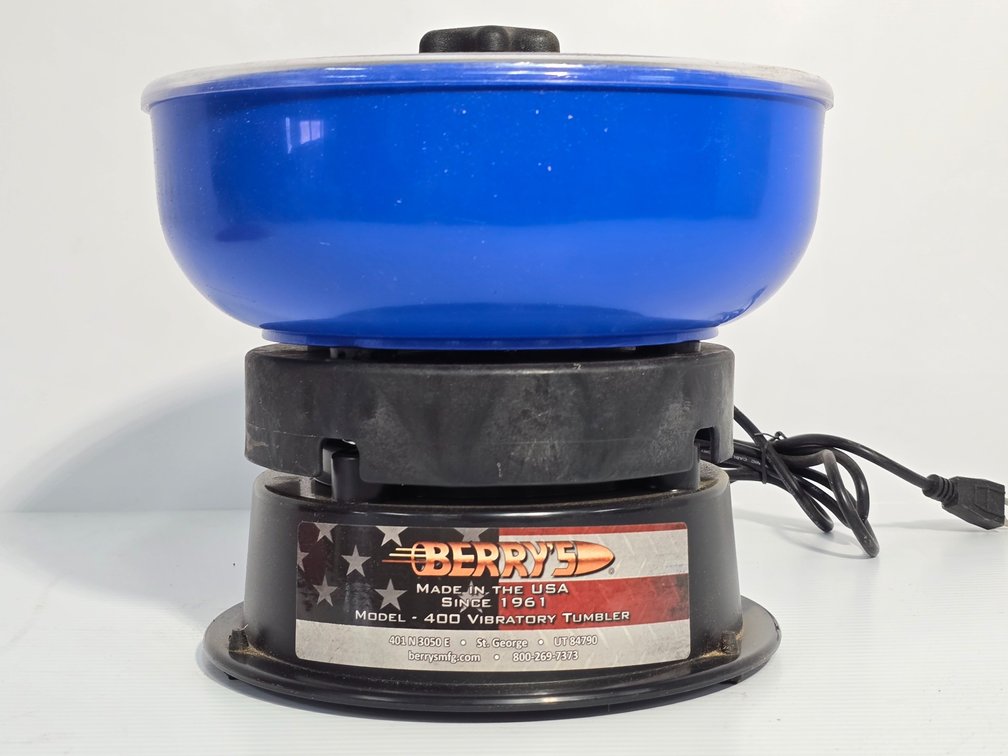 Berry's Manufacturing Model 400 Vibratory Tumber