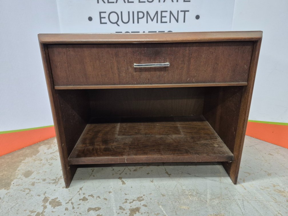 Lane Furniture Nightstand Measures - 20" Tall × 25" Wide × 16.5" Deep