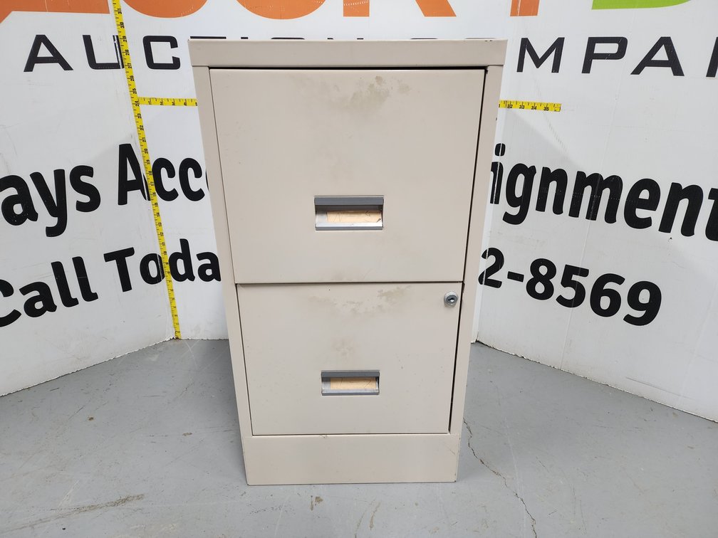 2 Drawer Metal Filing Cabinet Measures 29" Tall x 15" Wide x 18" Deep