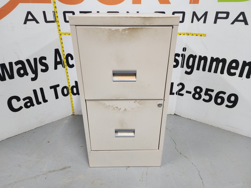 2 Drawer Metal Filing Cabinet Measures 29" Tall x 15" Wide x 18" Deep