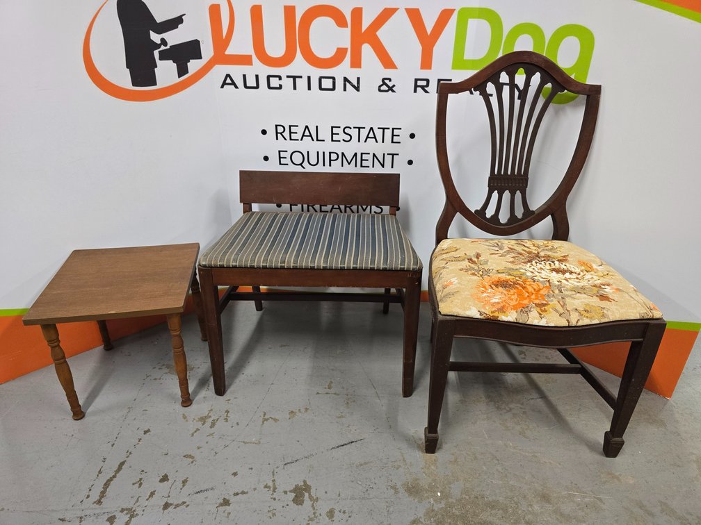Vanity Chair, Small Shelf, Upholstered Chair 