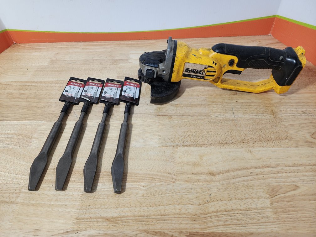 DeWalt 20V Max Cordless Angle Grinder - Diablo Mortar Knife (4) 