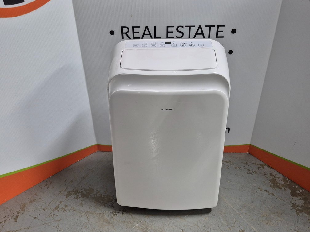 Insignia Portable Air Conditioner 12,000 BTU (Worked When Tested)