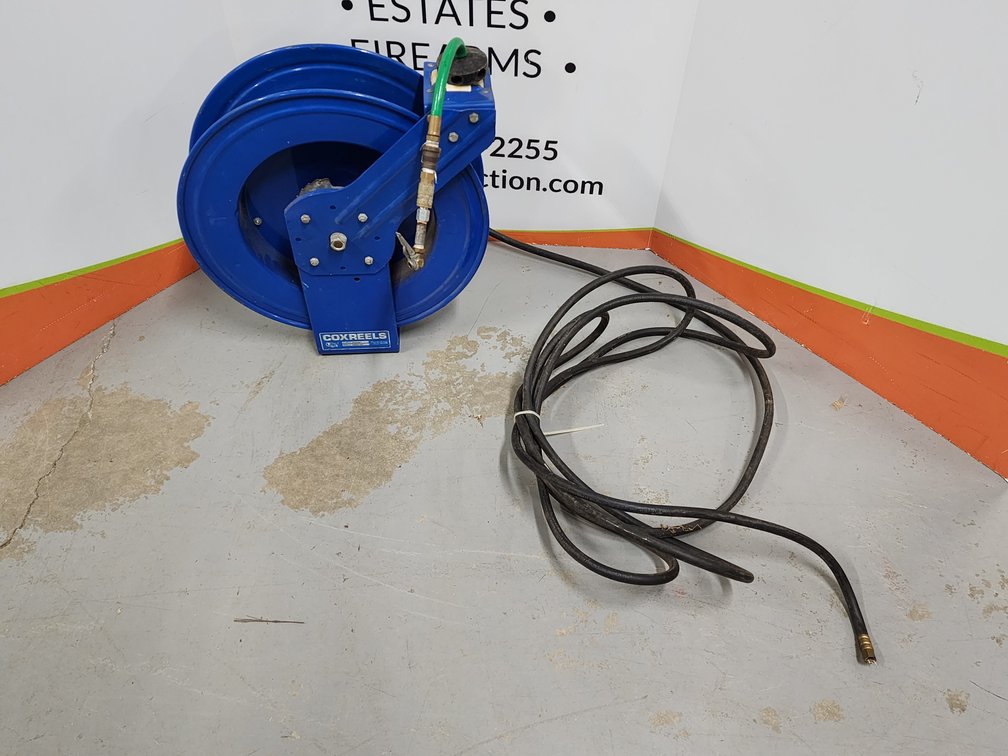 Cox Reels Retractable Air Hose Reel w/ Hose 