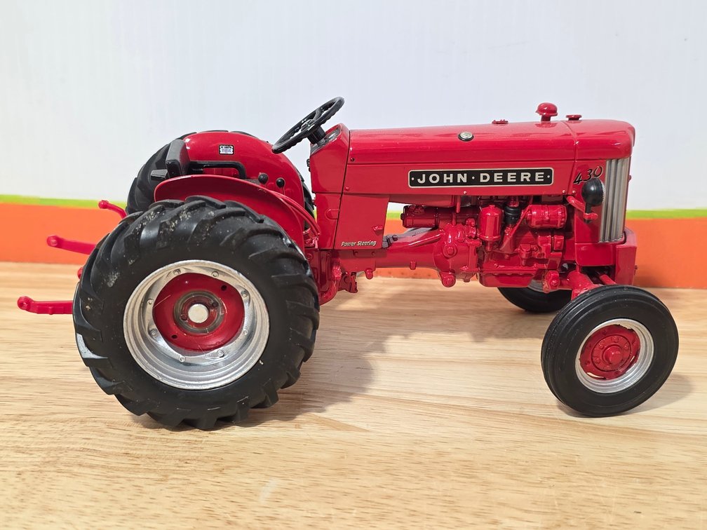 Dubuque Works Collector's Edition 2005 John Deere 430 Die Cast Tractor