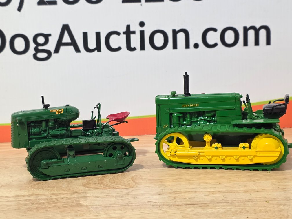 Erytl Dicast Oliver Crawler - Eyrtl Die Cast John Deere Crawler