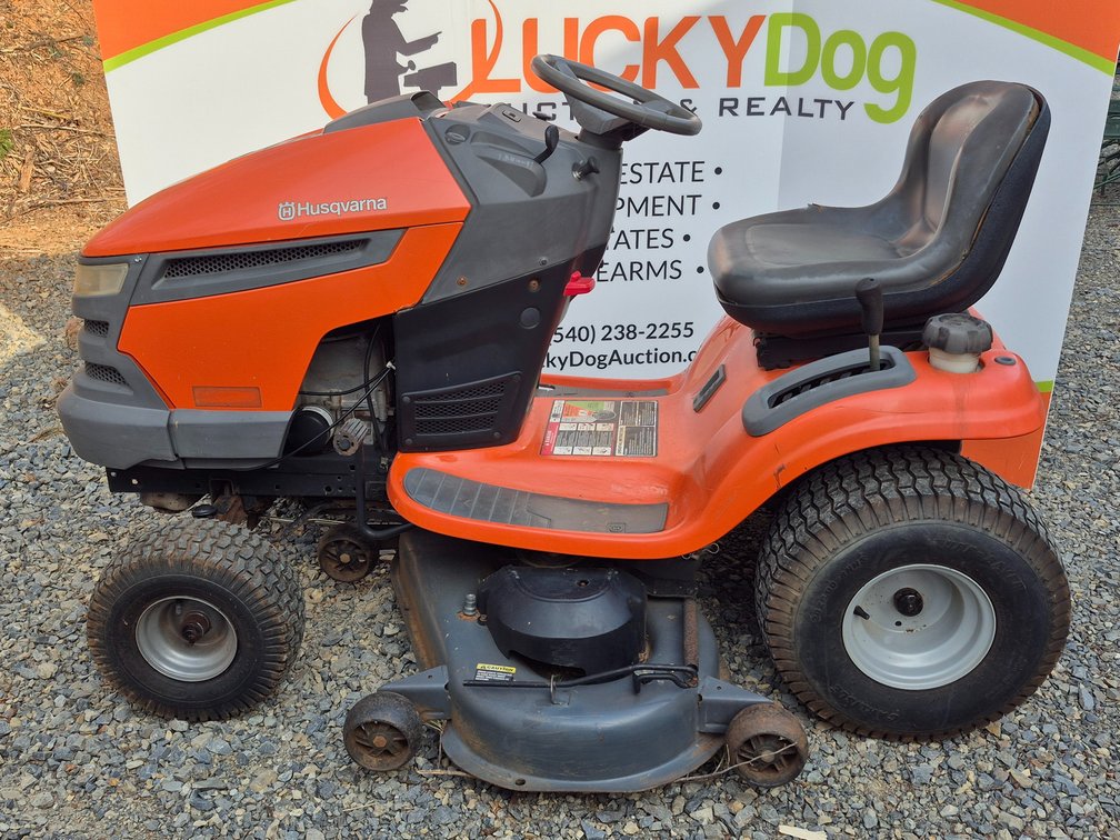 Husqvarna YTH2348 23hp. 48" Cut Hydrostatic Riding Mower (Runs - Drives and Mows)