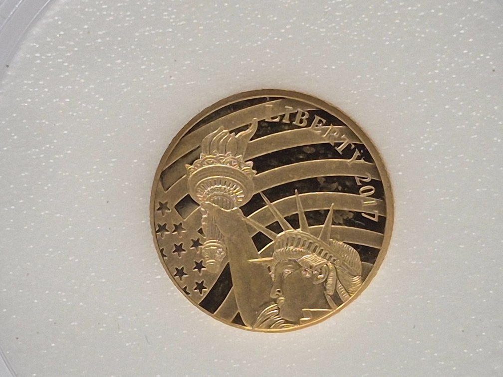 2017 Cook Islands 1/10oz. .24 Pure Gold 5 Dollar Statue Of Liberty CoinW/Plastic Case 
