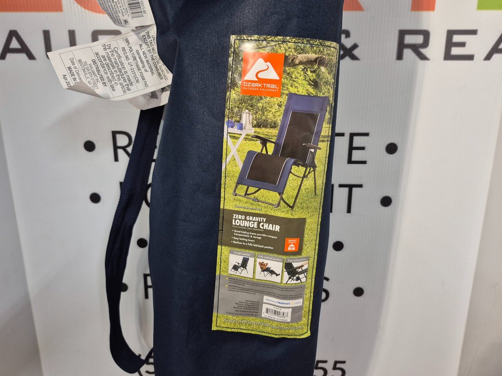Ozark Trail Zero Gravity Lounge Chair 300lb. Capacity (New Old Stock)
