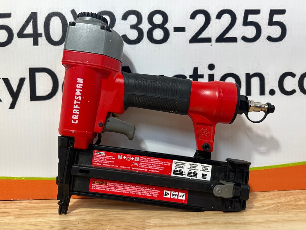 Craftsman 16 Gauge Pneumatic Brad Nailer