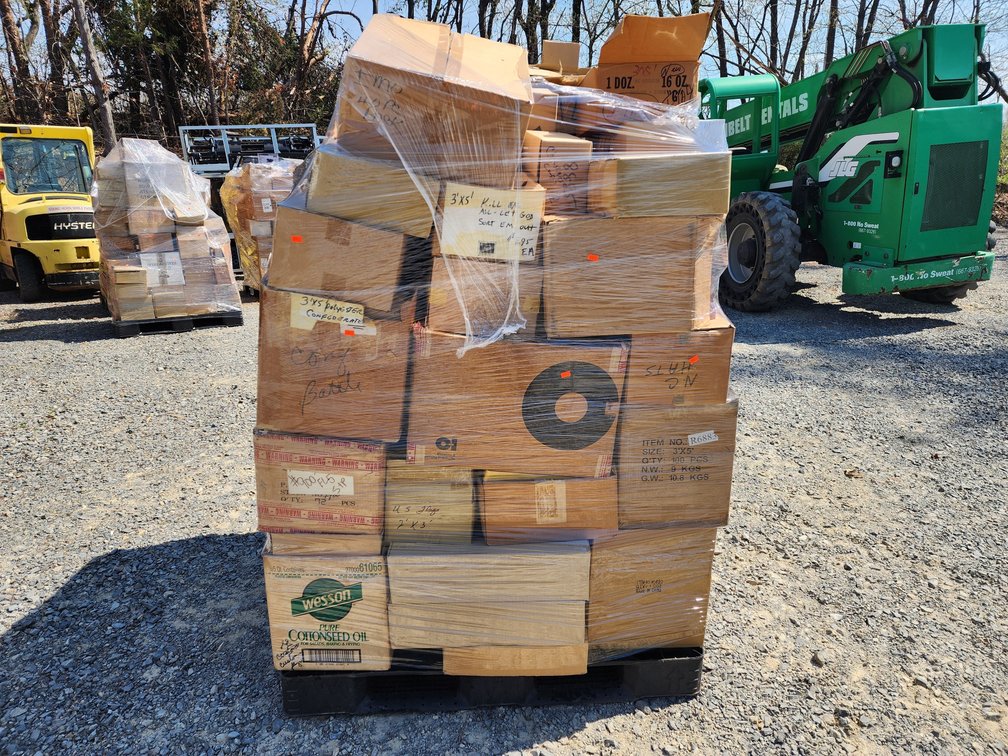  Giftshop Merchandise Pallet (1) Pallet Included