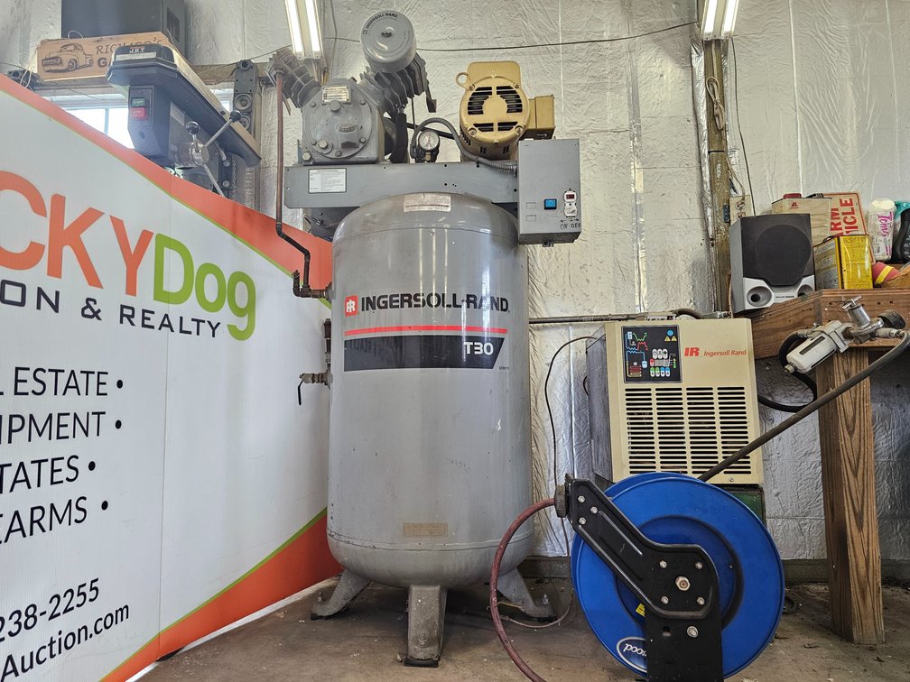Ingersoll-Rand T30 Air Compressor w/ Ingersoll Rand D42IN Air Dryer