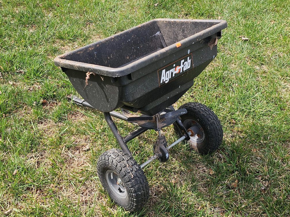 Agri-Fab Pull Behind Spreader