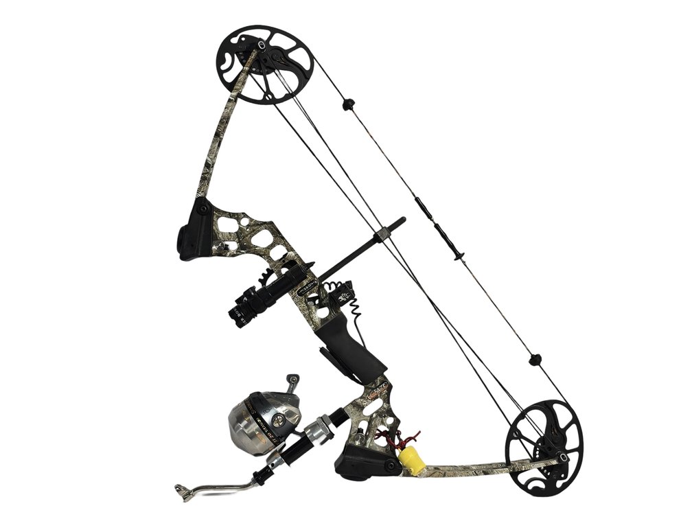 Mission Craze Bow fishing Setup - Fin Finder Laser - Shakespeare Synergy TI 20 Reel - Finger Tabs 