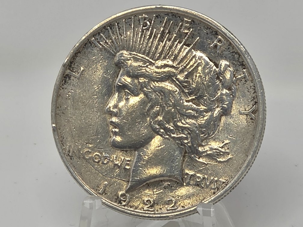 1922 - D Silver Peace Dollar